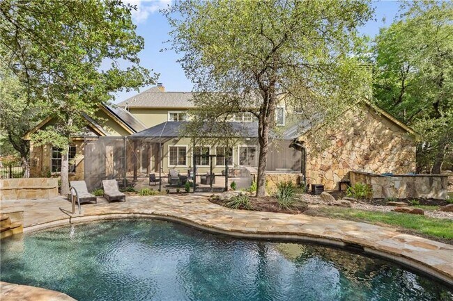 Building Photo - 7228 Oak Shores Dr