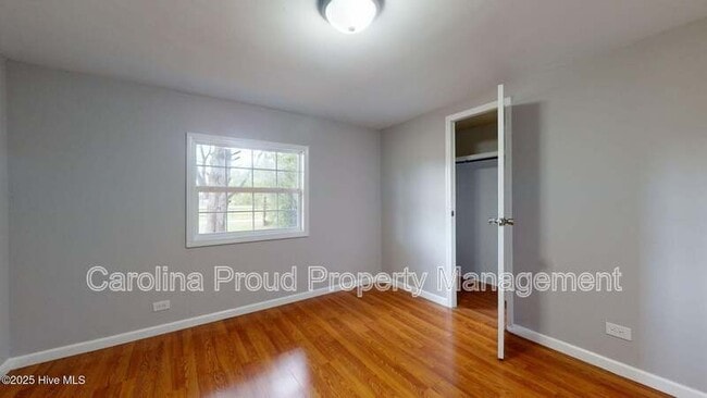 Foto del edificio - 741 Cindas Ln