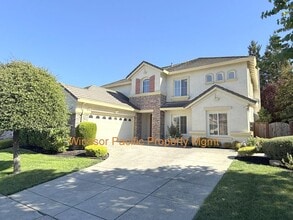 Building Photo - 128 Minerva Way