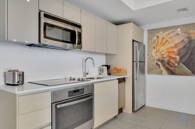 Foto del edificio - 2602 E Hallandale Beach Blvd