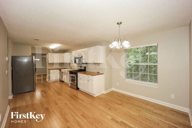 Foto del edificio - 3823 Riverview Ferry Crossing