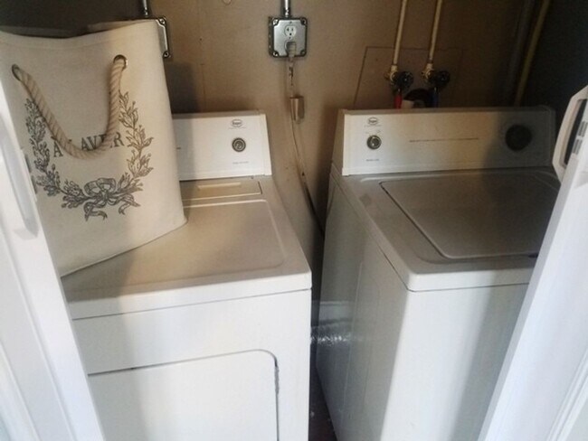 Foto del edificio - 307 Harahan Blvd