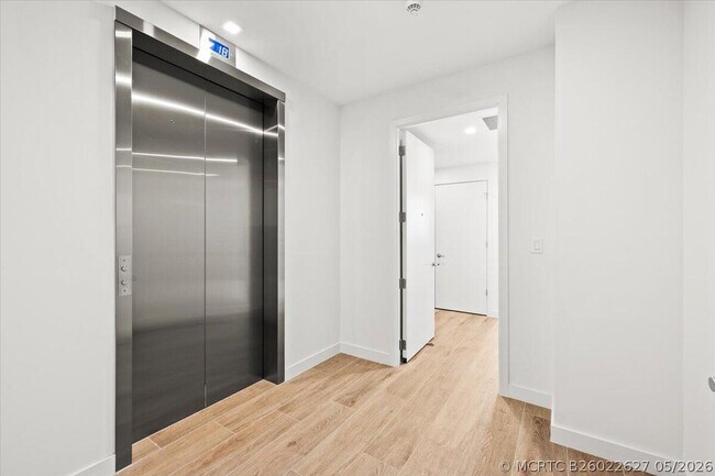 Foto del edificio - 900 N Ocean Blvd
