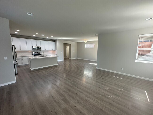 Foto del edificio - 7741 20th Ln SE