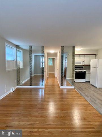 Foto principal - 7016 Valley Ave