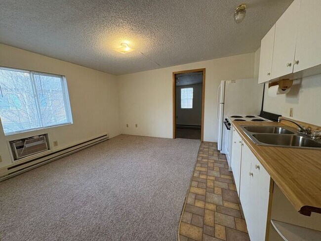 Foto del edificio - $750 | 1 Bedroom, 1 Bathroom Apartment | Pet Friendly | Available for an Immediate Move In!
