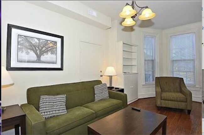 Foto del edificio - 707 D St SE