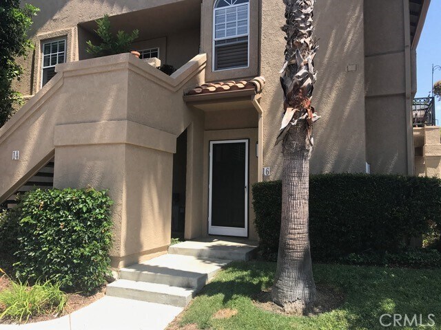 Building Photo - 16 Windhaven Pl