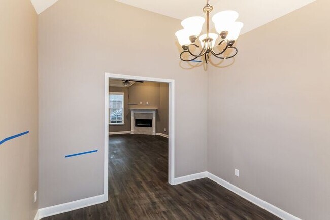 Foto del edificio - Now Leasing Olive Branch Condo Gated Commu...
