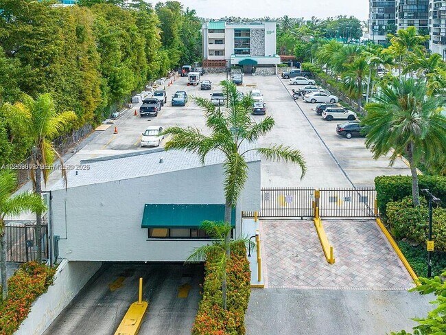 Foto del edificio - 2201 Brickell Ave
