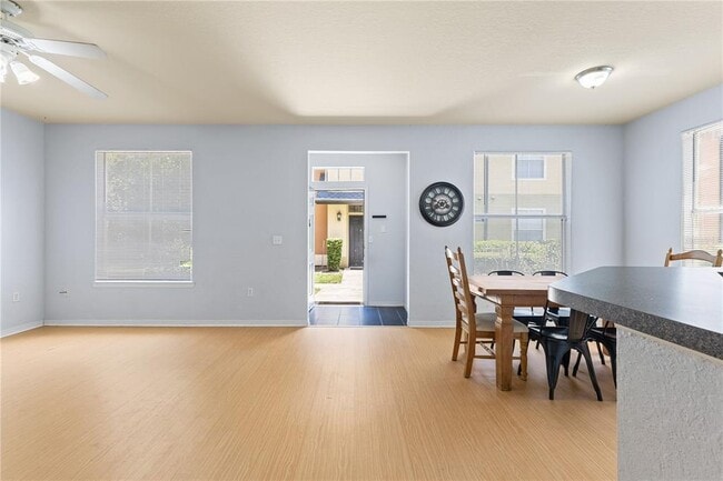 Foto del edificio - 6017 Westgate Dr