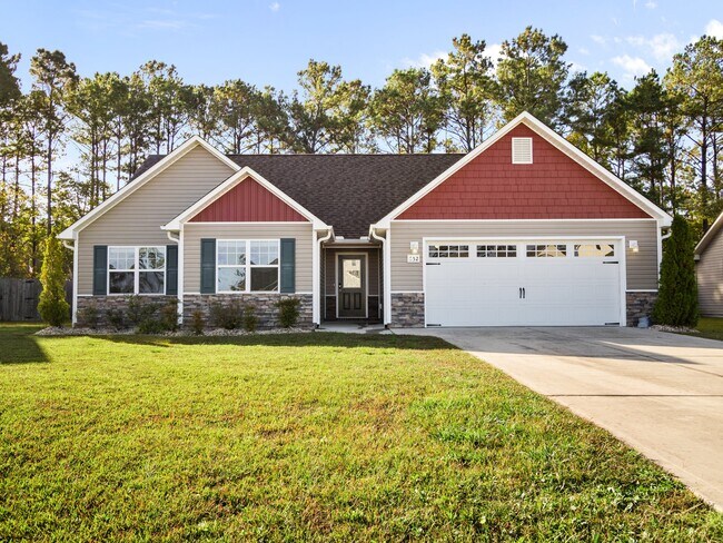 Front of the Home - 252 Breakwater Dr