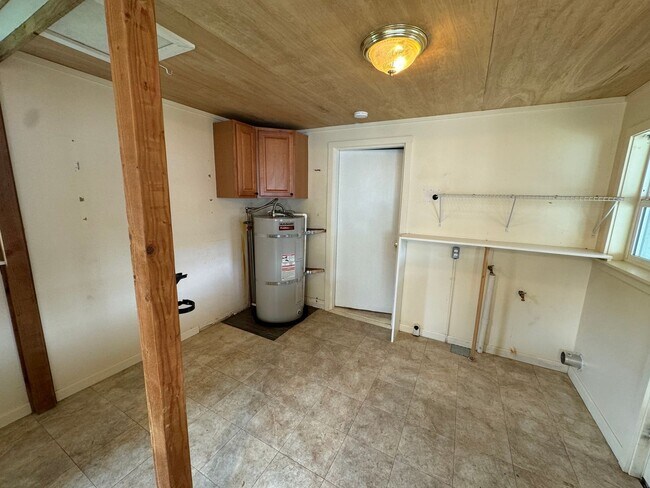 Foto del edificio - 3 bedroom house with a guest house