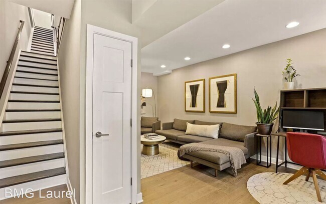 Foto del edificio - 5 br, 4.5 bath House - 1906 Q St SE