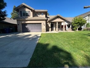 Building Photo - 985 Rosenthal Dr