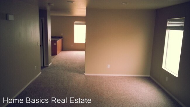 Foto del edificio - 3 br, 3 bath House - 573 S Olive Place