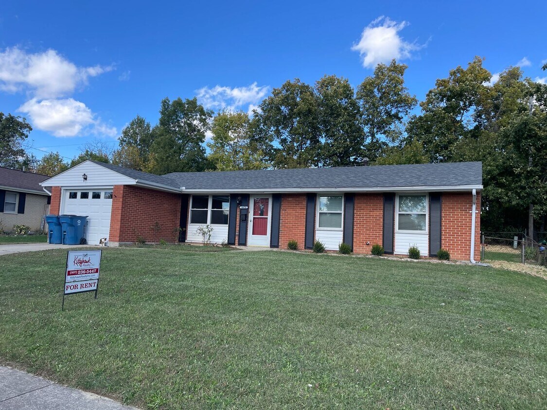Primary Photo - 4 Bedroom Home in Huber Heights