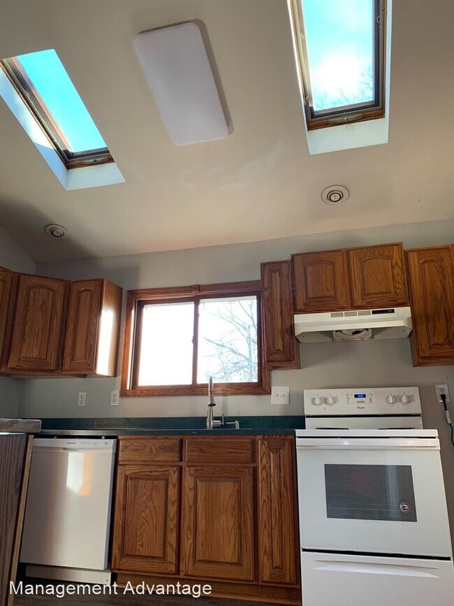 Foto del edificio - 3 br, 2 bath House - 1109 Adams Street