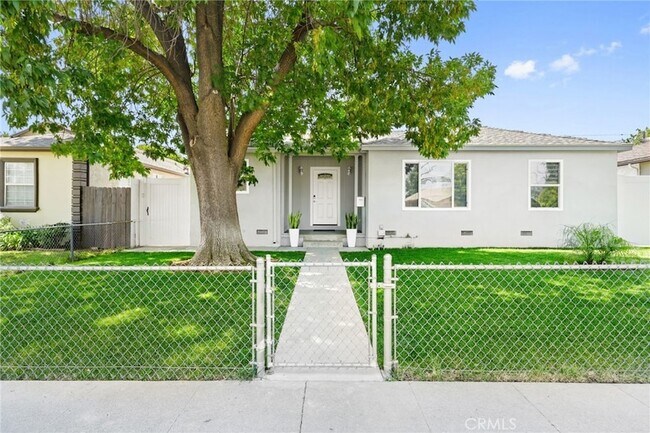 Foto del edificio - 6933 White Oak Ave