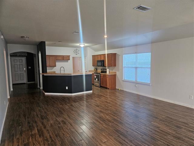 Foto del edificio - 230 Timber Dr