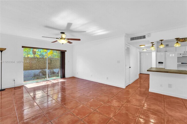 Foto del edificio - 13720 SW 90th Ave