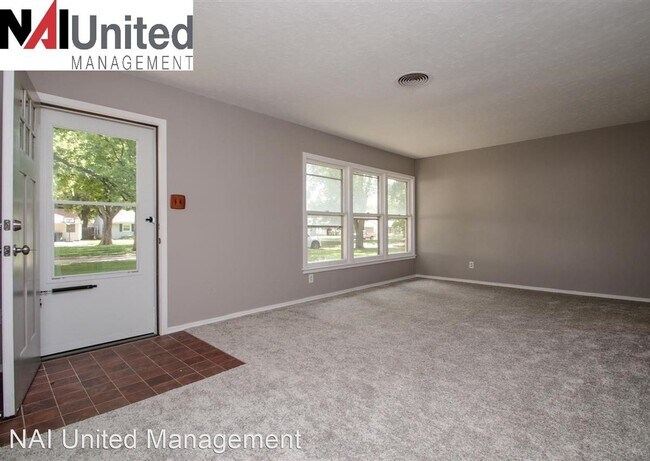 Building Photo - 3 br, 1 bath House - 3149 Isabella