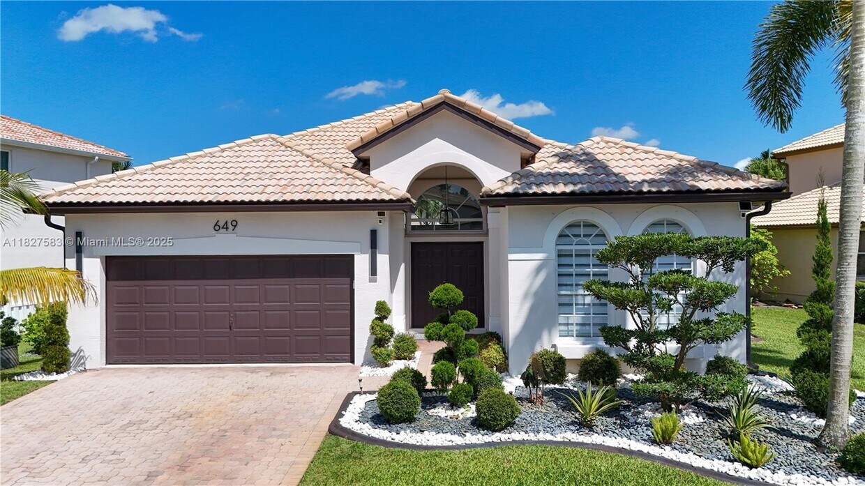 Foto principal - 649 SW 168th Way