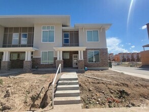 Building Photo - 5490 Cup Ct