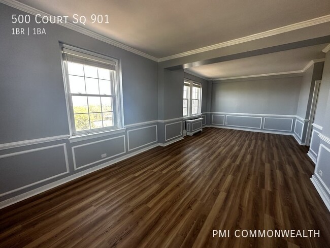 Building Photo - 1 Bed / 1 Bath Apartment off Walking Mall ...