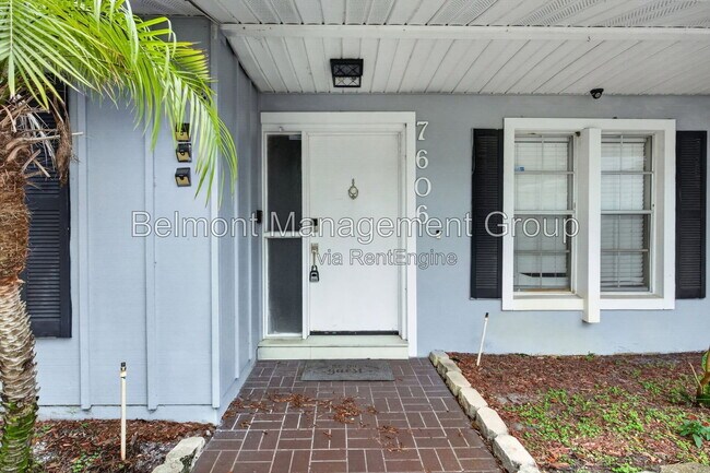Building Photo - 7606 Waunatta Ct