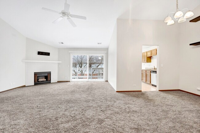 Building Photo - 2443 Raleigh Ct