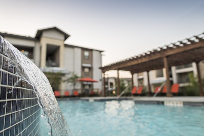 Foto del edificio - Loretto at Creekside