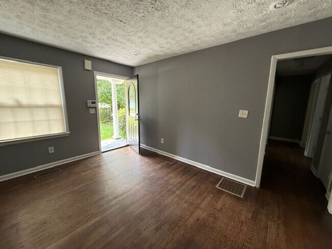 Foto del edificio - 2879 Argyle Dr NW