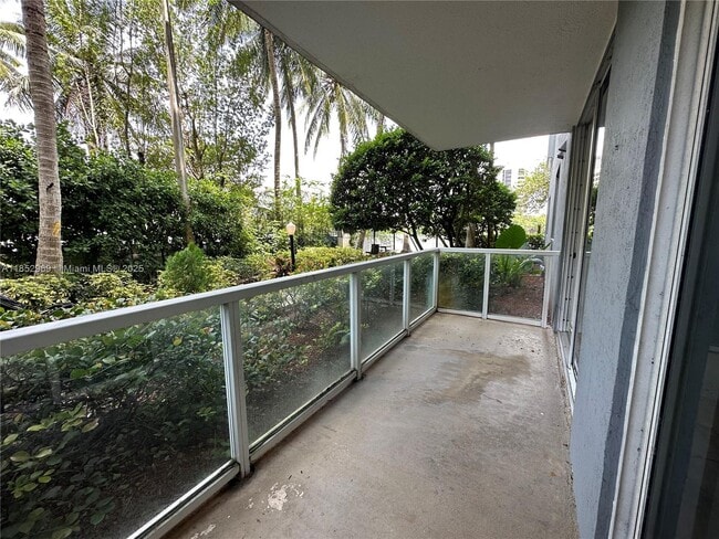 Foto del edificio - 5099 NW 7th St