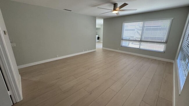 Building Photo - 10541 Caminito Baywood