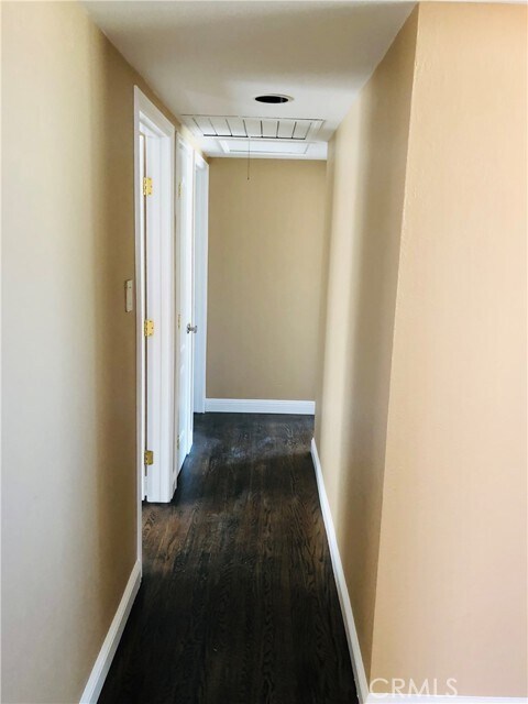 Foto del edificio - 830 Cedarwood Dr