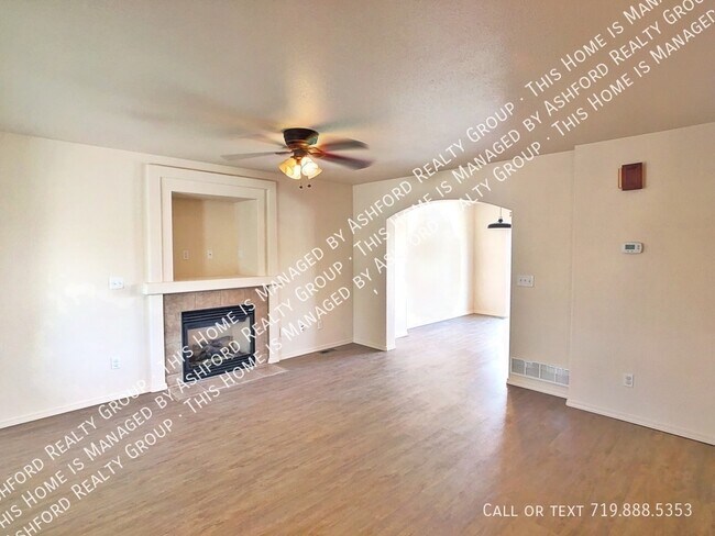 Photo - 3314 Castellon Dr House