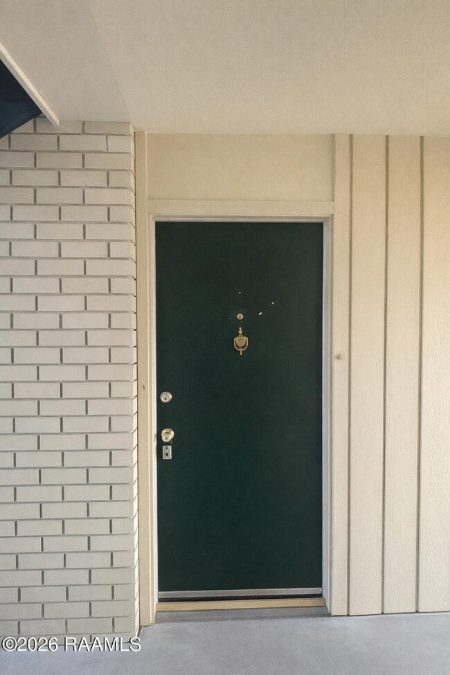 Building Photo - 220 Doucet Rd