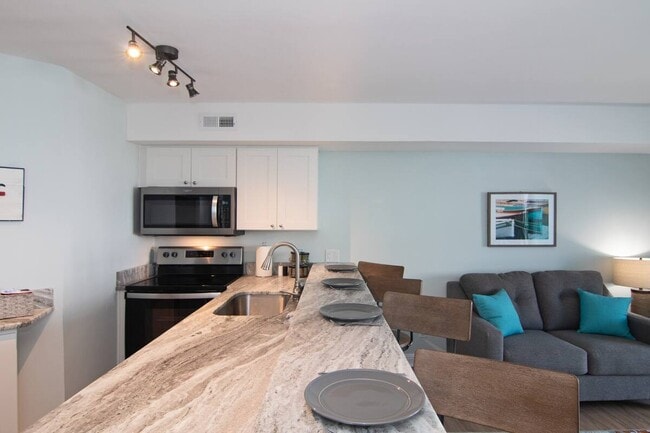 Foto del edificio - 1601 Carolina Beach Ave N