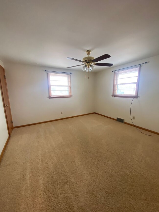 Foto del edificio - 332-334 Maple St
