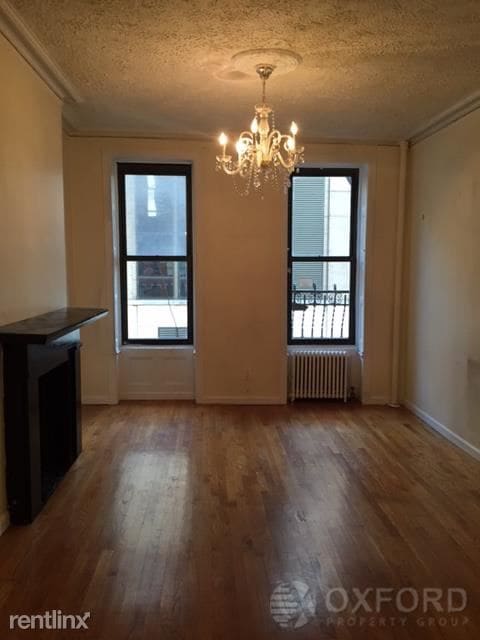 Building Photo - 311 10th Ave
