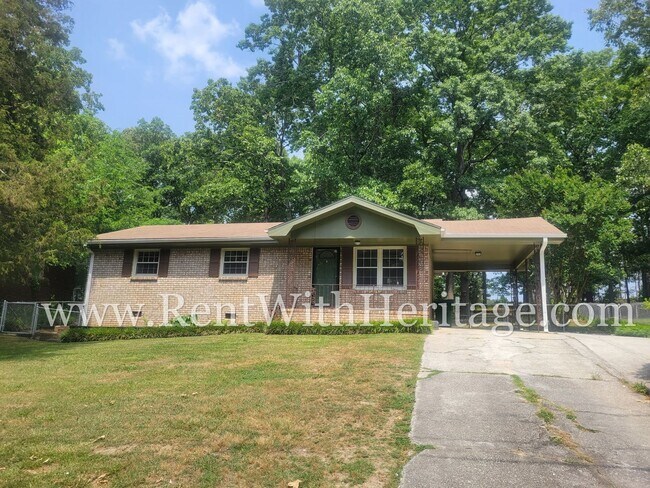 Foto del edificio - WOW! FANTASTIC RANCH TOTALLY UPDATED - LIKE BRAND NEW WITH ALL THE UPGRADES / ATTENTION TO DETAIL...