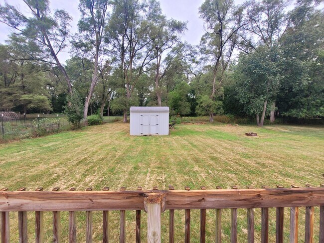 Foto del edificio - 5109 Primrose Ave SE