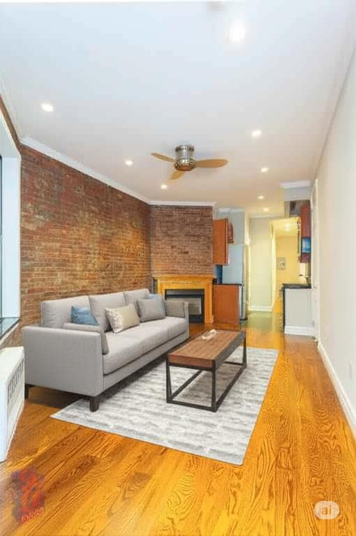 Building Photo - 309 W 97th St