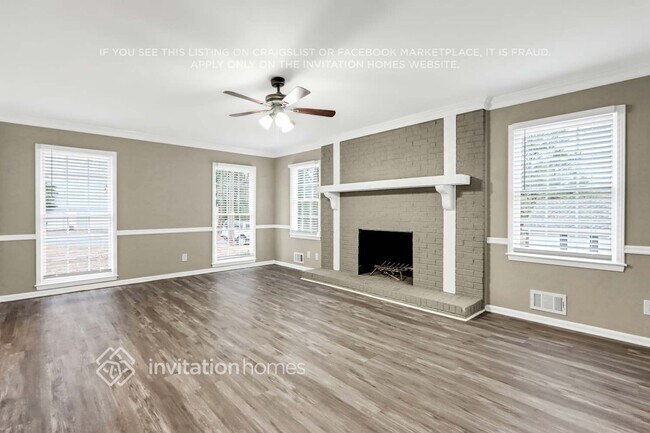 Foto del edificio - 4490 Bexley Dr