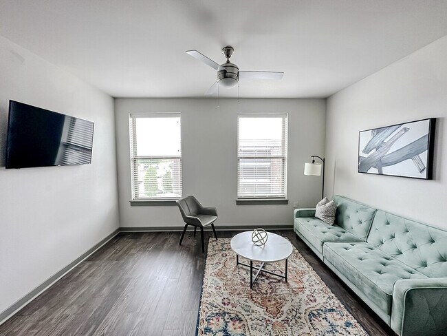Foto del edificio - 520 N Magnolia St