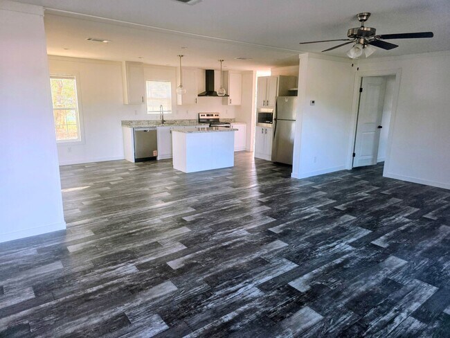 Building Photo - 14170 Keepsake Trl