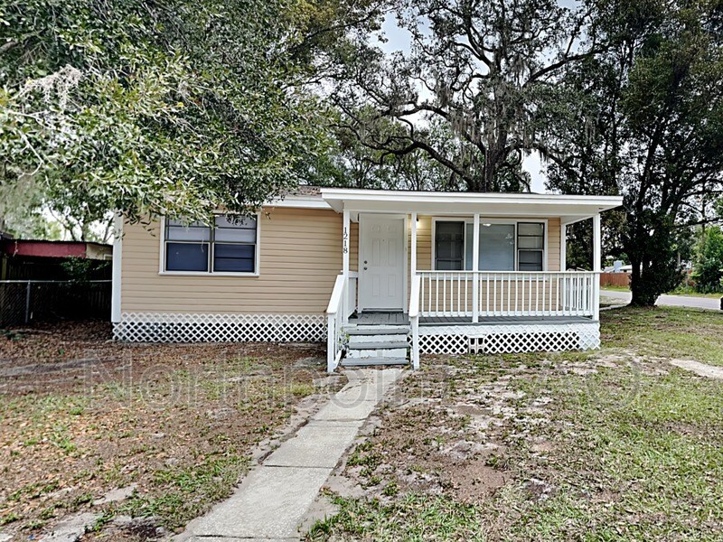 Primary Photo - 1218 E Bougainvillea Ave