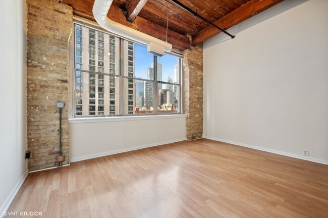 Building Photo - 540 N Lake Shore Dr