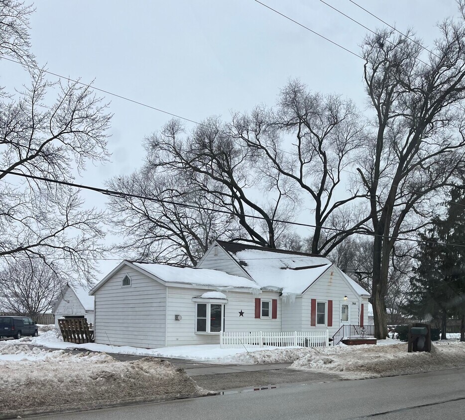 So cute! - 3868 Port Sheldon St